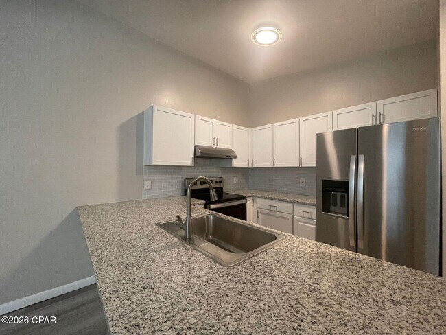 Foto del edificio - 8201 Sunset Ave