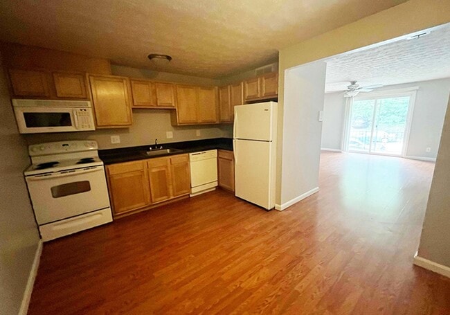 Foto del edificio - 525 Lowell Ave