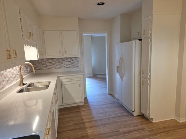 Photo - Tow level living House