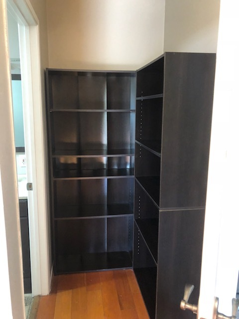 Storage/shelving next to bath - 6500 Denny Ave