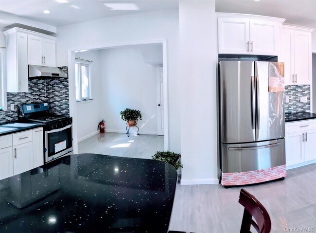 Foto del edificio - 143-40 Poplar Ave