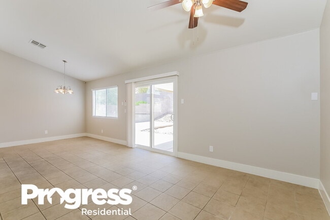 Building Photo - 827 Golden Plata Ct