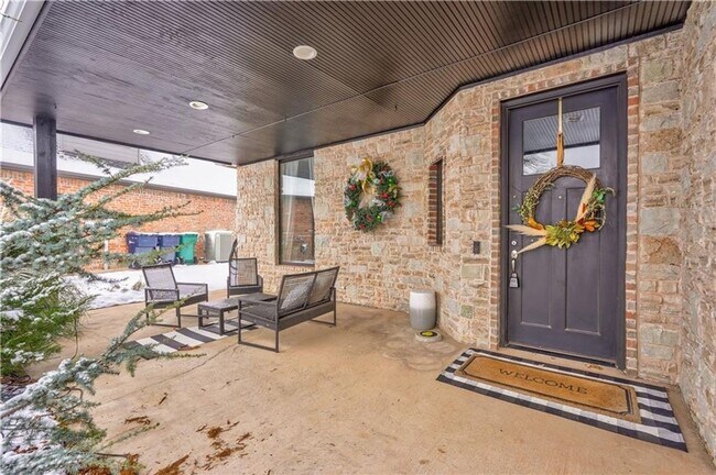 Building Photo - 4 Bedroom Home in Gated Lakes of Traditions- Backs up to a greenbelt- Pool and Playground