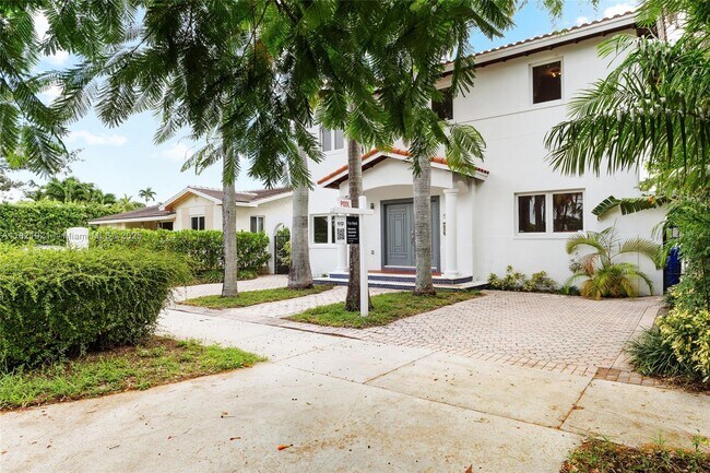 Foto del edificio - 527 SW 20th Rd