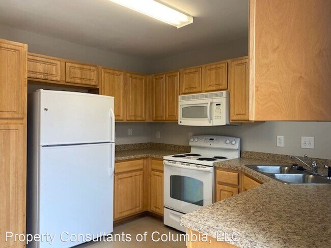 Building Photo - 2 br, 2.5 bath House - 508 Superior Street