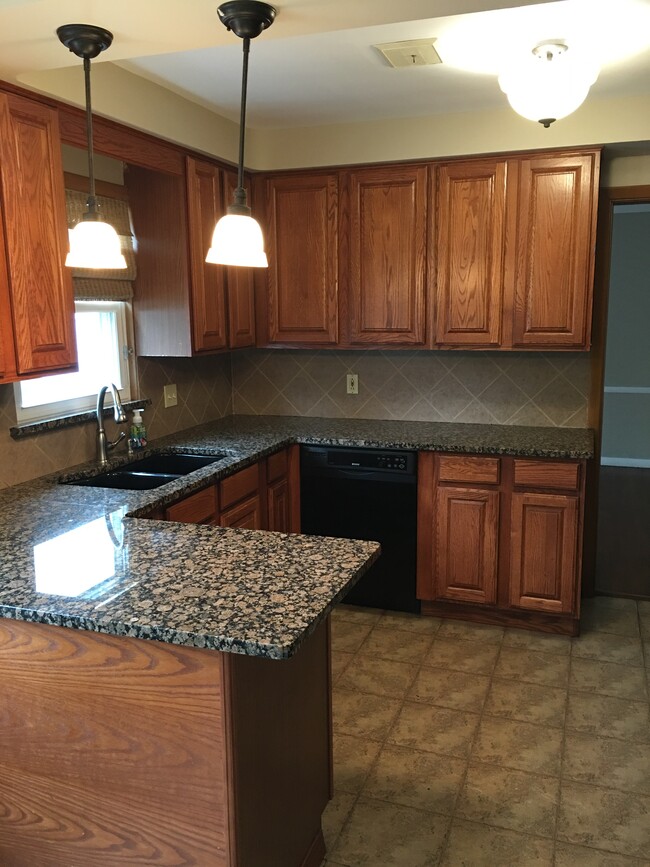 Eat in kitchen - 3961 Silsby Road