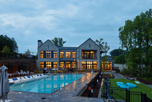 Foto del edificio - NOVEL Mallard Creek by Crescent Communities