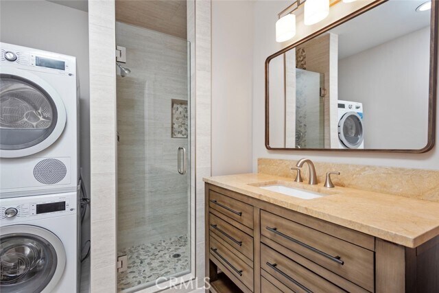 Foto del edificio - 3158 Ocean Blvd