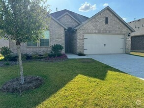 Building Photo - 10005 Blue Forest Ln