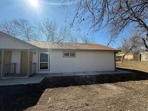 Building Photo - 1311 Hortencia Ave