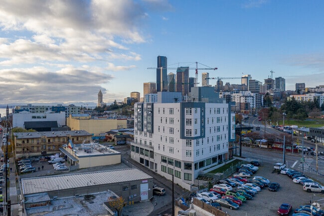 Building Photo - An Lac