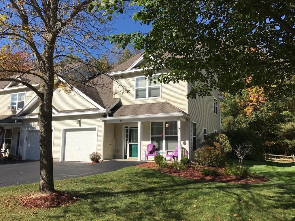 15 Irene Ave, Essex, VT 05452 Condo for Rent in Essex, VT
