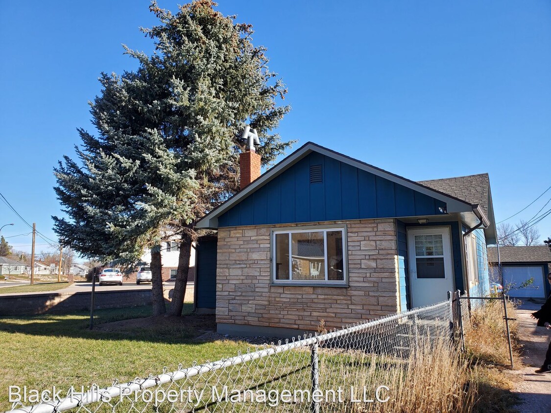 Primary Photo - 4 br, 2 bath House - 4117 Canyon Lake Dr.