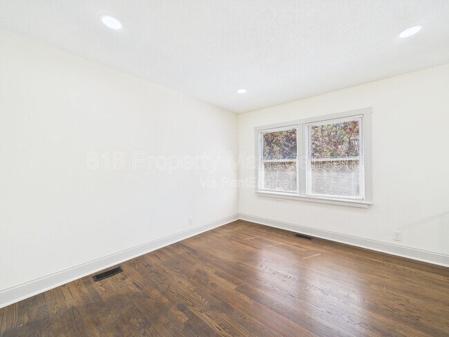 Foto del edificio - 1406 N Ponca Dr