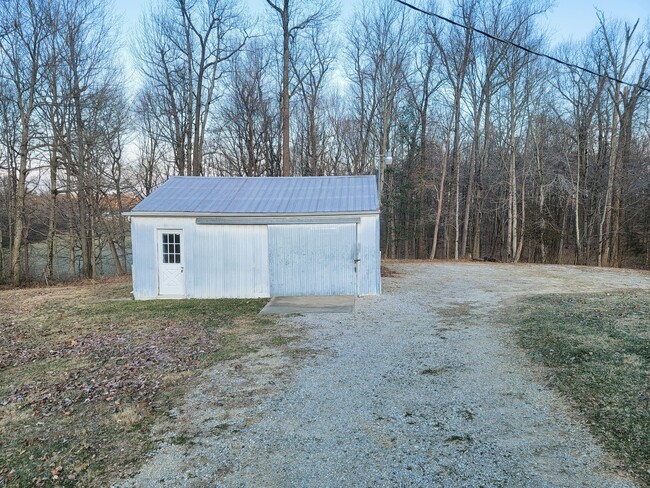 Building Photo - 7059 Corydon Ridge Rd NE