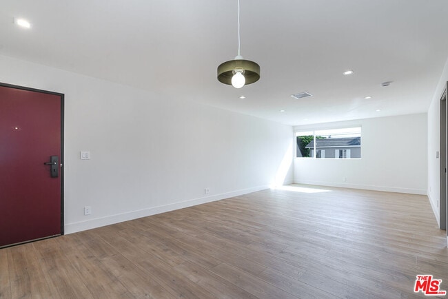 Building Photo - 12425 Texas Ave