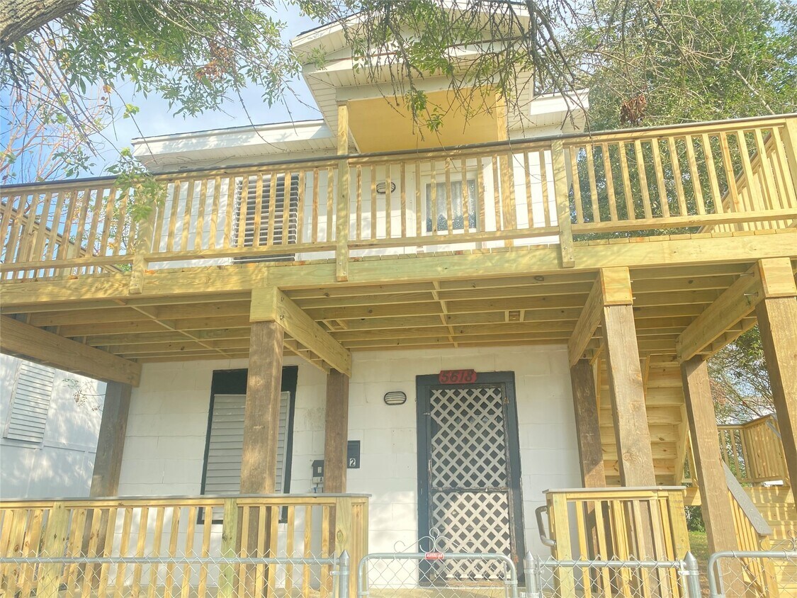 Foto principal - 5618 Avenue L Ave