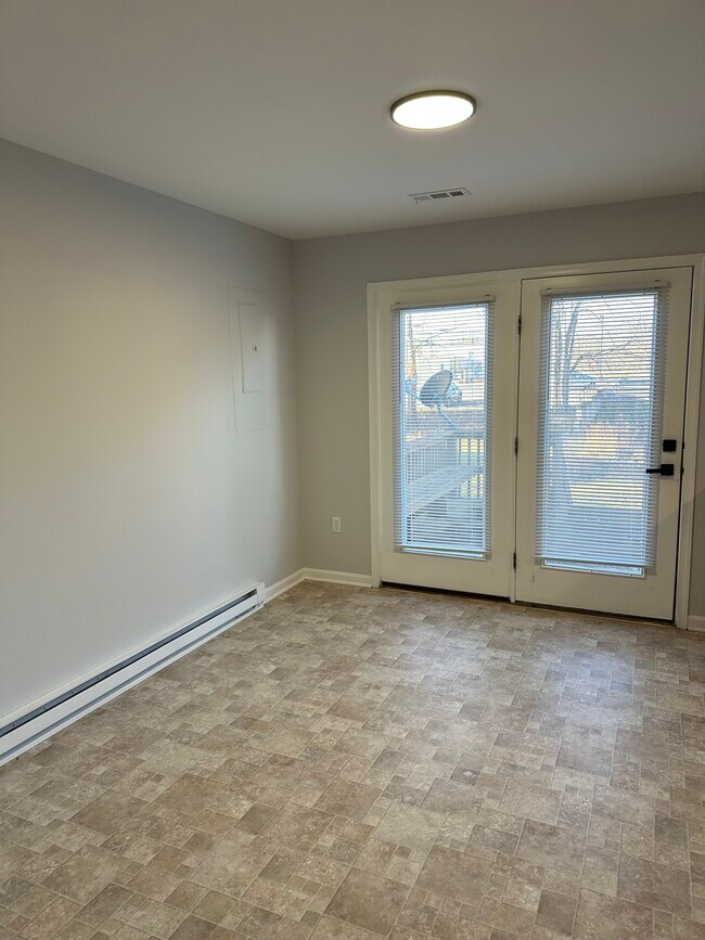 Foto del edificio - 138 Harvard Rd