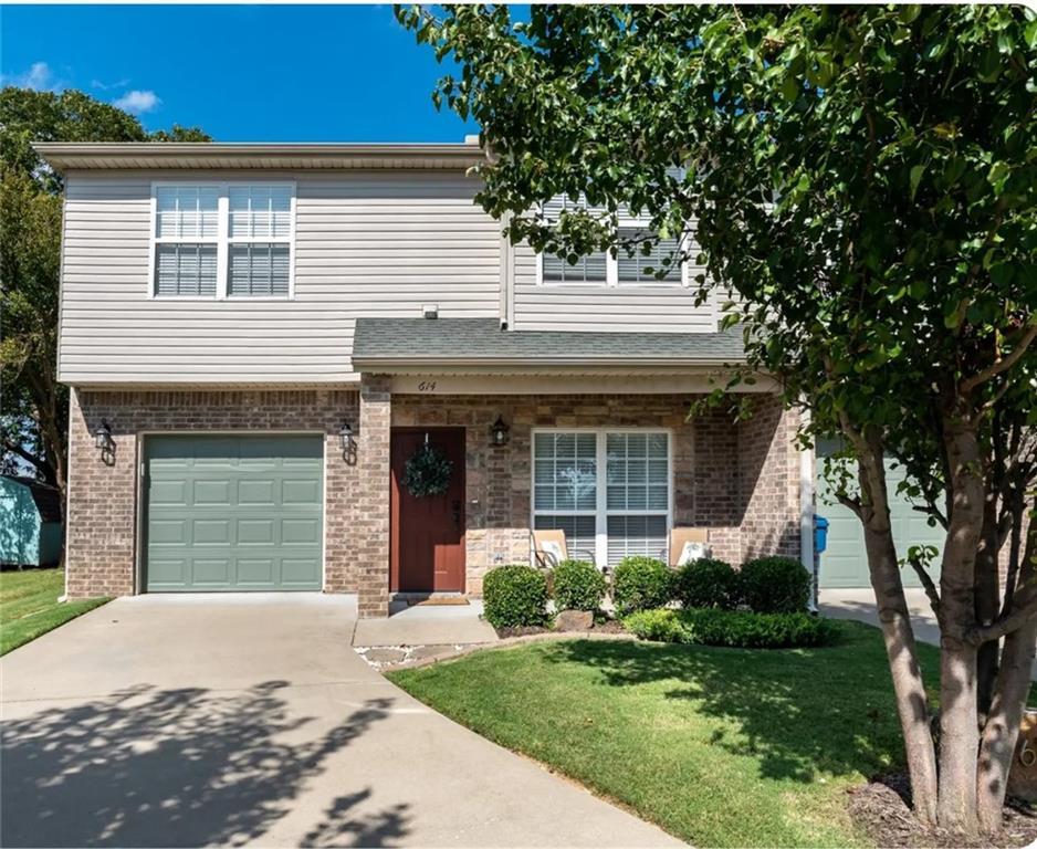 614 SE 5th St, Bentonville, AR 72712 Townhome Rentals in Bentonville