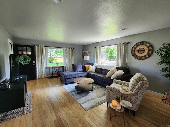 Building Photo - 6600 IN-45