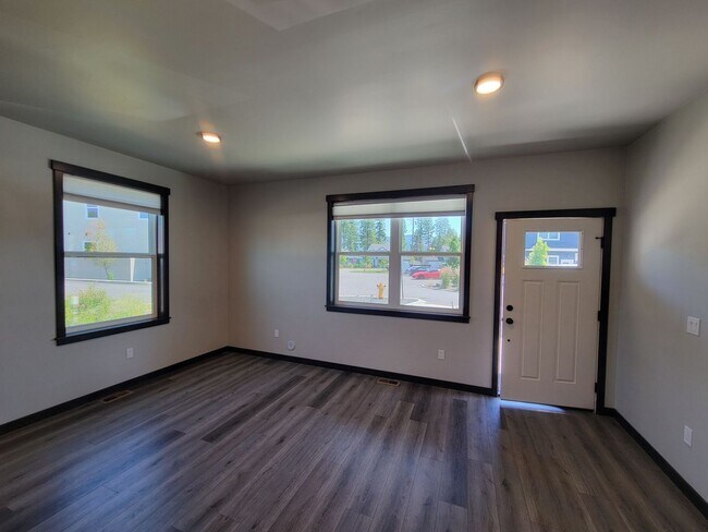 Foto del edificio - 3 Bedroom, 2 Bathroom Home in Priest River