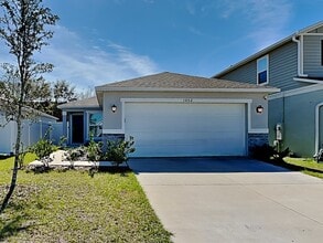Building Photo - 1052 Papaya Cir.