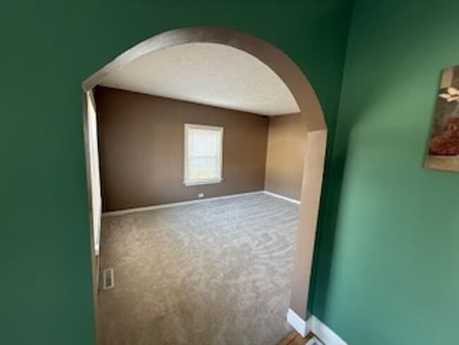 Building Photo - Charming Updated Farmhouse in the Heart of Kingsley