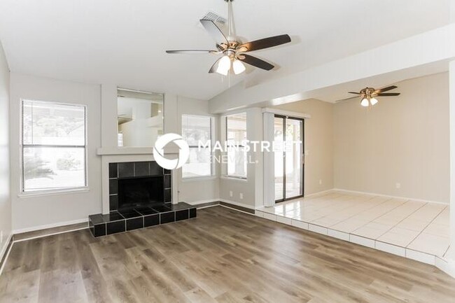 Building Photo - 4913 N Mondell Rd