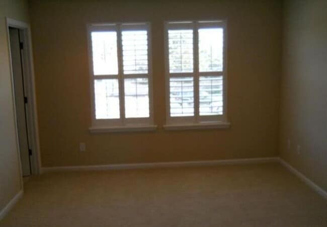 Building Photo - 2BR/2BA SFR w/ Updated Kitchen Appliances in St. Augustine