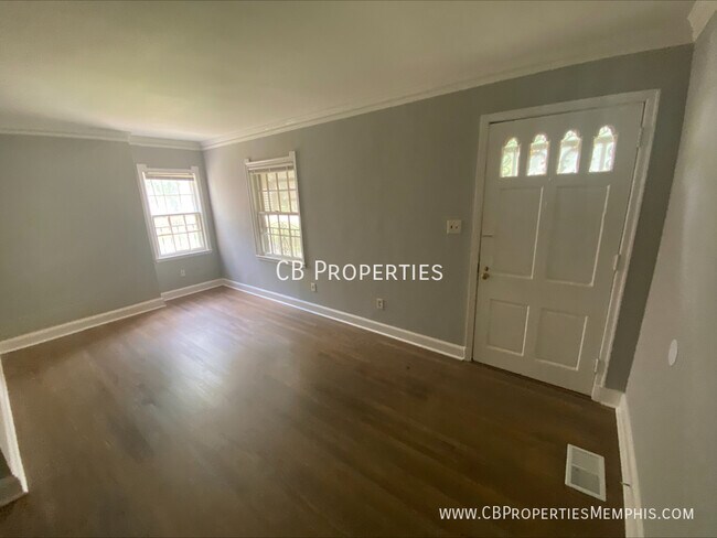 Foto del edificio - 3 Bedroom and 1 Bath home for rent in Oran...