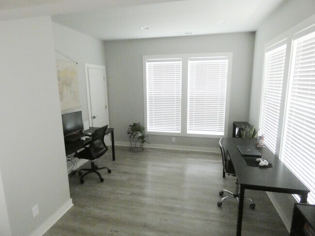 Foto del edificio - 2804 Kincheloe Ct