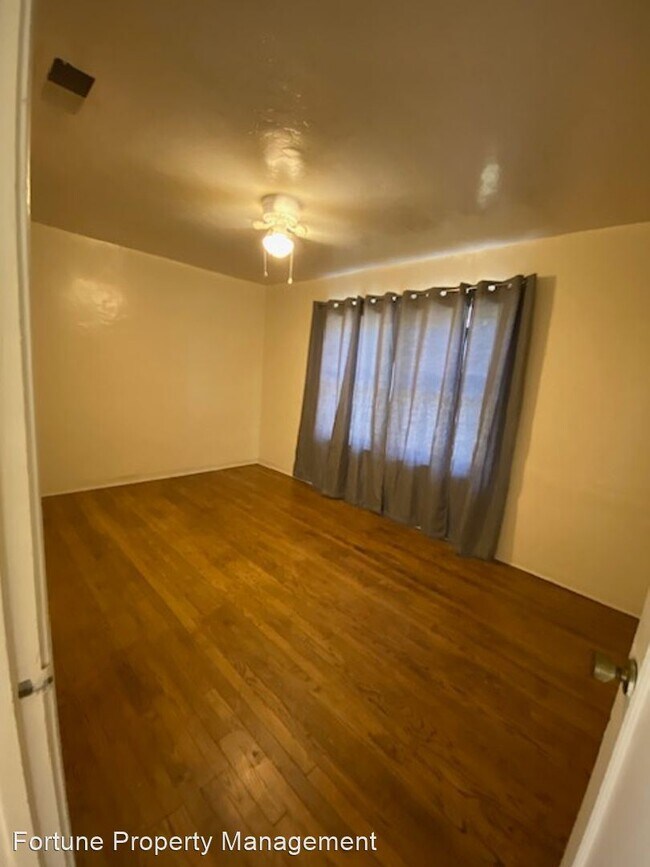 Building Photo - 2 br, 1 bath House - 123 S. Central