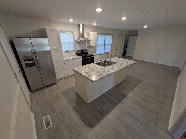 Foto del edificio - 4612 Daugette Dr NW