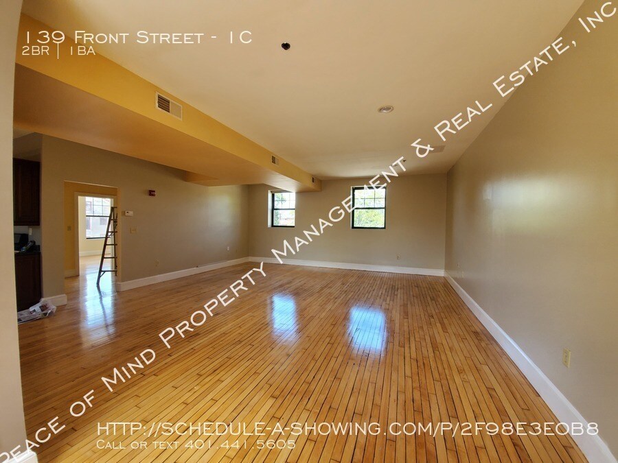 139 Front St #1C - 139  Front St #1C