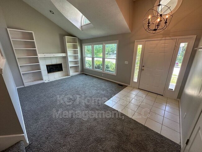 Foto del edificio - 15137 W 132nd St