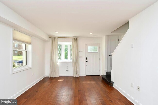 Foto del edificio - 4356 D St SE