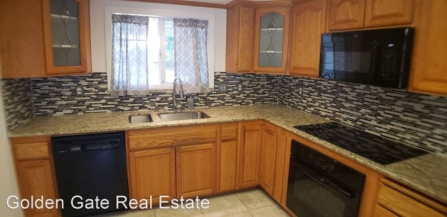 Building Photo - 3 br, 2 bath House - 1112 Granada Court