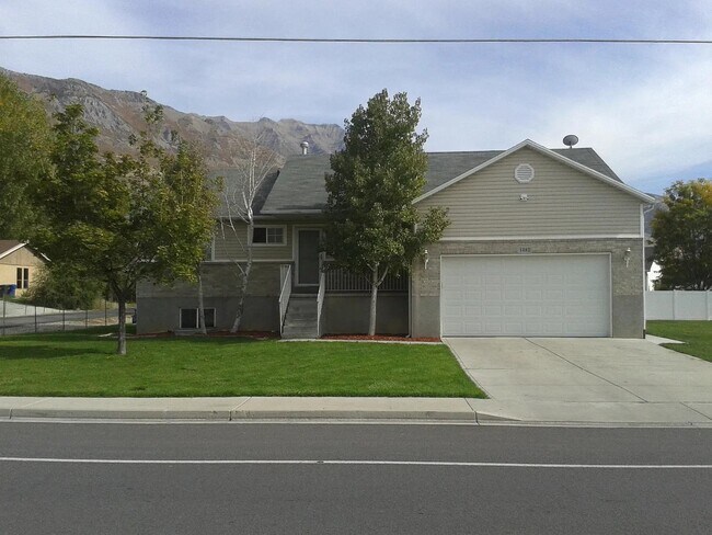 Building Photo - 1482 N 600 W