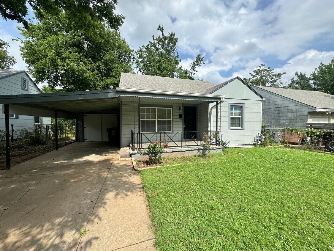 Foto principal - Adorable 2 bedroom 1 bath!