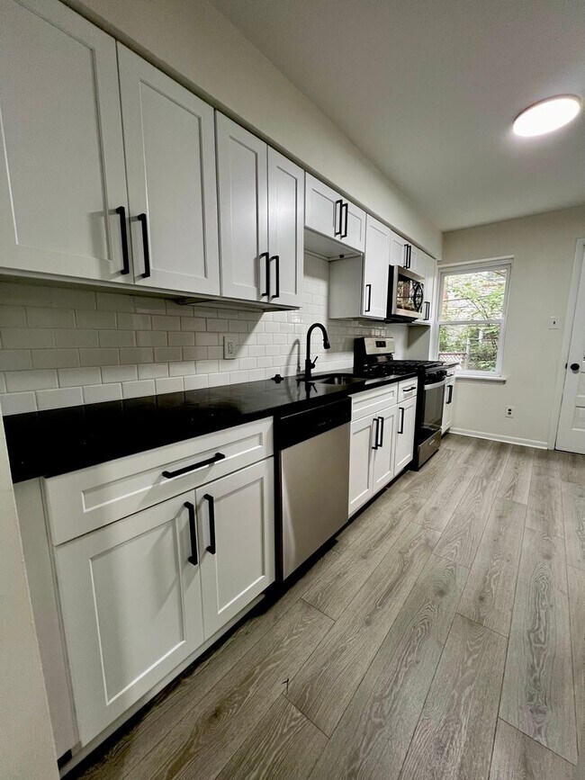 Foto del edificio - 4838 Hoopes St