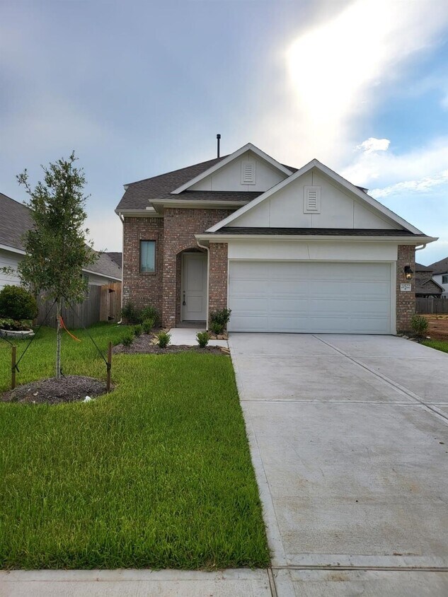 Foto principal - 20522 Laila Manor Ln