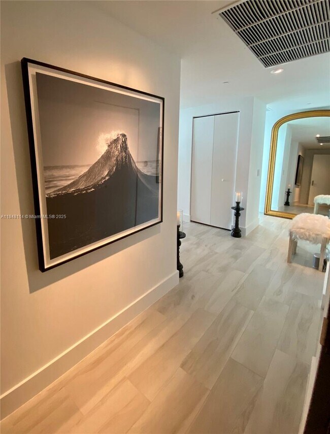 Foto del edificio - 3131 NE 7th Ave