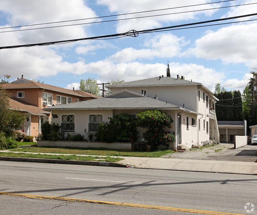 Primary Photo - Kester Apartments