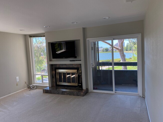 Foto del edificio - 800 Sea Spray Ln