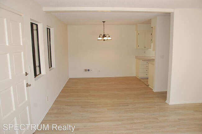 Building Photo - 1 br, 2 bath House - 37 Dearborn #73