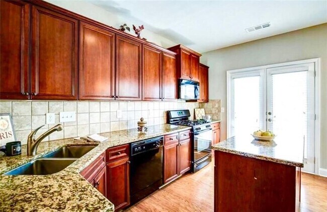 Foto del edificio - 217 16th St NW