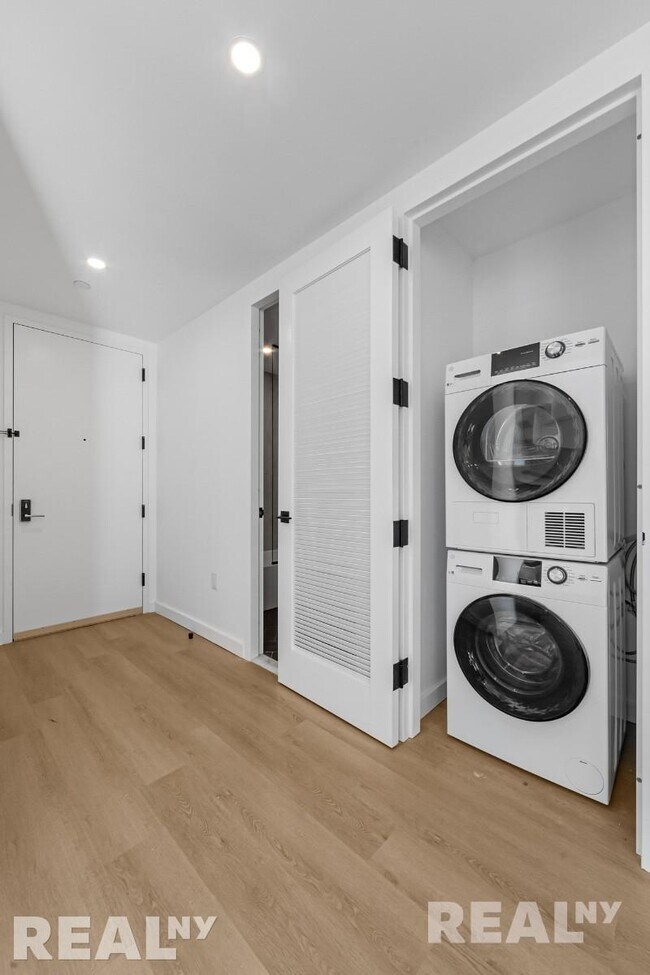 Foto del edificio - 953 Dean St