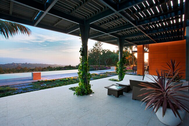 Building Photo - 813 Romero Canyon Rd