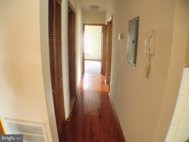 Foto del edificio - 739 S 20th St