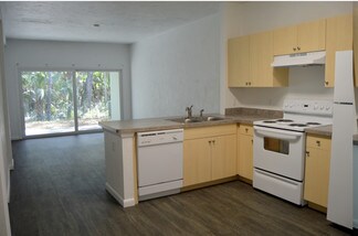 Building Photo - 1800 vics way